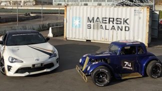 <small>Fun Driving Experience </small> <br> Toyota GT86 Drift + Legend Car Pista